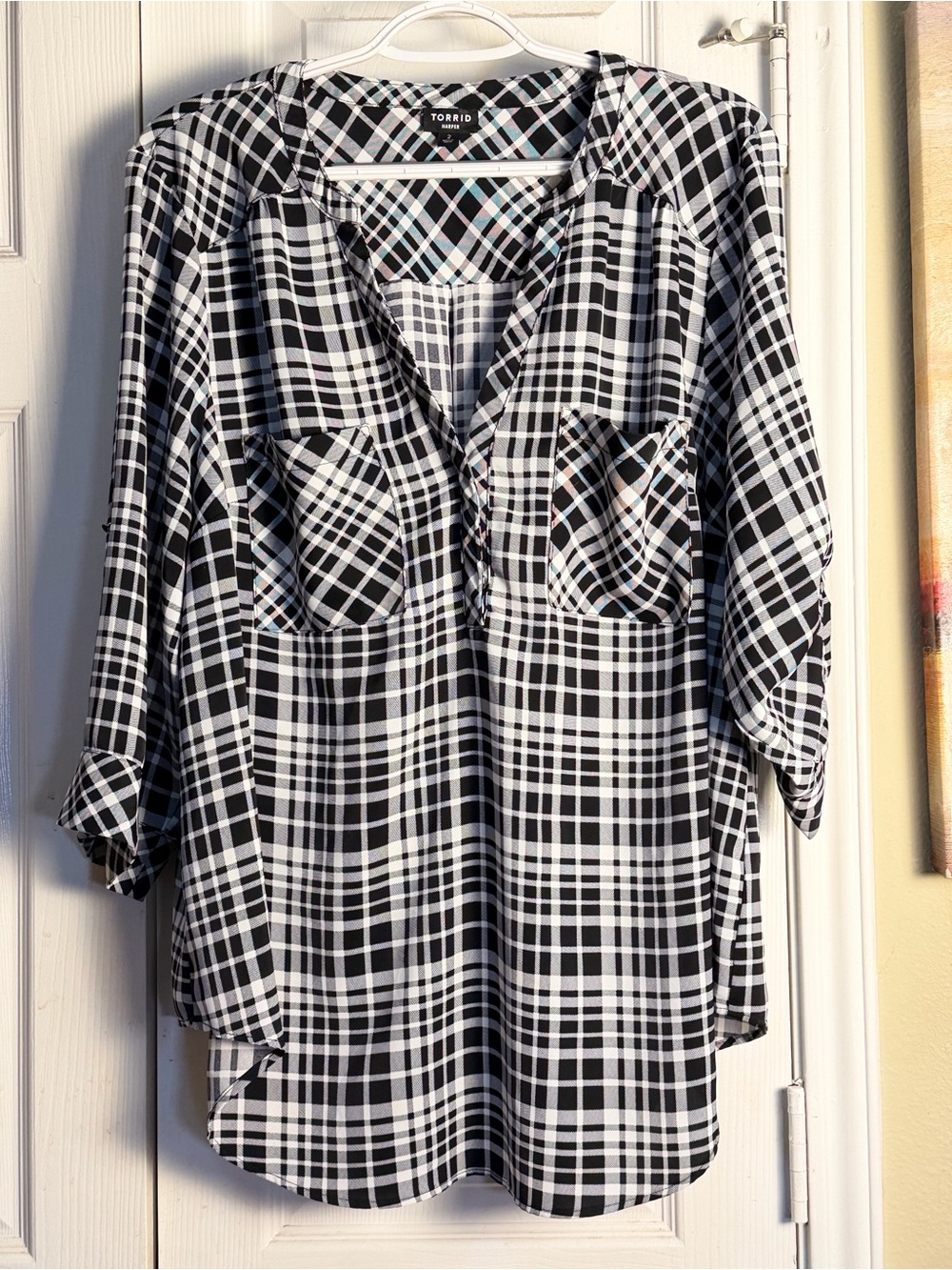 torrid Black & White Plaid V-Neck Button-Front Blouse